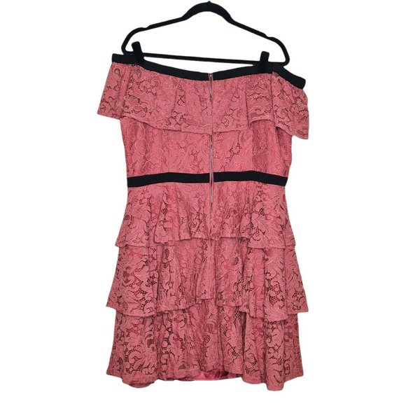 City Chic Size M 18 Red Maroon Floral Lace Off Shoulder Tiered Dress Plus Size - Picture 2 of 3